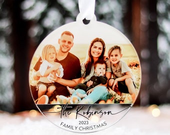 Family Christmas Ornaments, Family Christmas Tree Decorations, Personalized Family Name Photo Ornament, Christmas Bauble, Family Gifts 2023