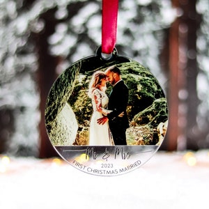 Personalised First Christmas Married Ornament, Custom Just Married Bauble Mr Ans Mrs Photo Ornaments, Christmas Bauble, Wedding Couple Gift