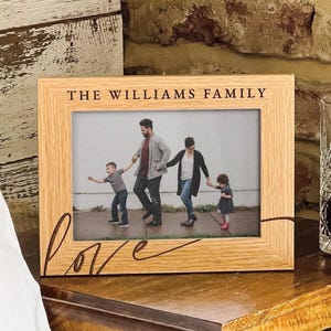 Personalised Family Photo Frame | Mothers Day Gift | Father Day Gift, Gift For New Parents, Picture Frame For Dad's Birthday, Custom Text