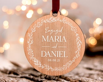 First Christmas Engaged Ornaments, Personalised Wedding Couple Gifts, 1st Christmas Decorations, Bauble Wood Mr and Mrs Ornament, 2021 Xmas