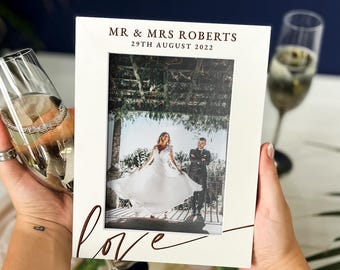 Personalisierte Mr and Mrs Hochzeitsgeschenke für das Paar, Jubiläumsgeschenk Bilderrahmen, Paargeschenke & Mementos