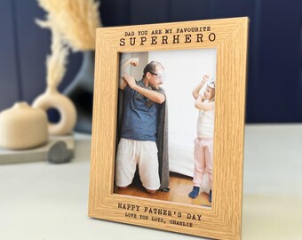Superheld Papa Bild Rahmen | Personalisiertes Vatertagsgeschenk | Bestes Geburtstagsgeschenk für Papa, Stiefvater | Alles Gute zum Vatertag von Sohn oder Tochter