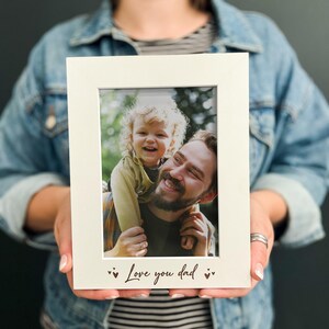 "Personalisierter ""Love You Dad"" Fotorahmen | Bester Papa Geburtstagsgeschenk & Vatertag Idee - Individueller Fotorahmen für Papa - Geschenk für Papa Bday