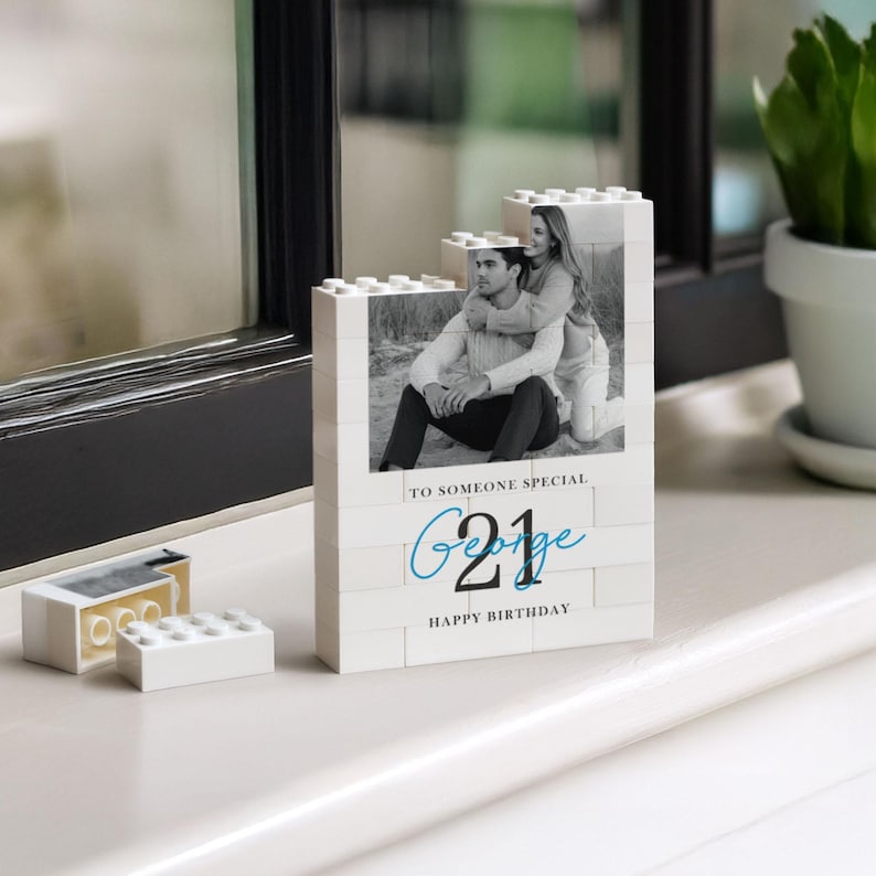 Regalo personalizzato per il 21° compleanno per lui, mattoncini da costruzione personalizzati con foto per figlio, ricordo del passaggio all'età adulta immagine 6