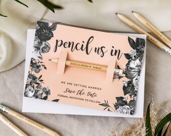 Save the Date Pencil Us In Inviti per matrimonio, matite incise in legno rustico, Save the Date personalizzate con busta GRATUITA - Rosa floreale
