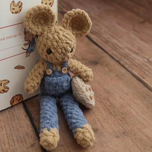If You Give A Mouse A Cookie Stuffed Animal, Crochet mouse, crochet cookie, crochet lovey, stuffed animal, crochet doll, mouse a cookie