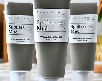 Trattamento al fango per una pulizia profonda / Maschera all'argilla mirata per una cura visibile dei pori.