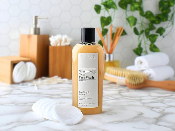Sensitive Skin Face Wash | Cucumber & Chamomile Gentle Cleanser - Vegan-Friendly