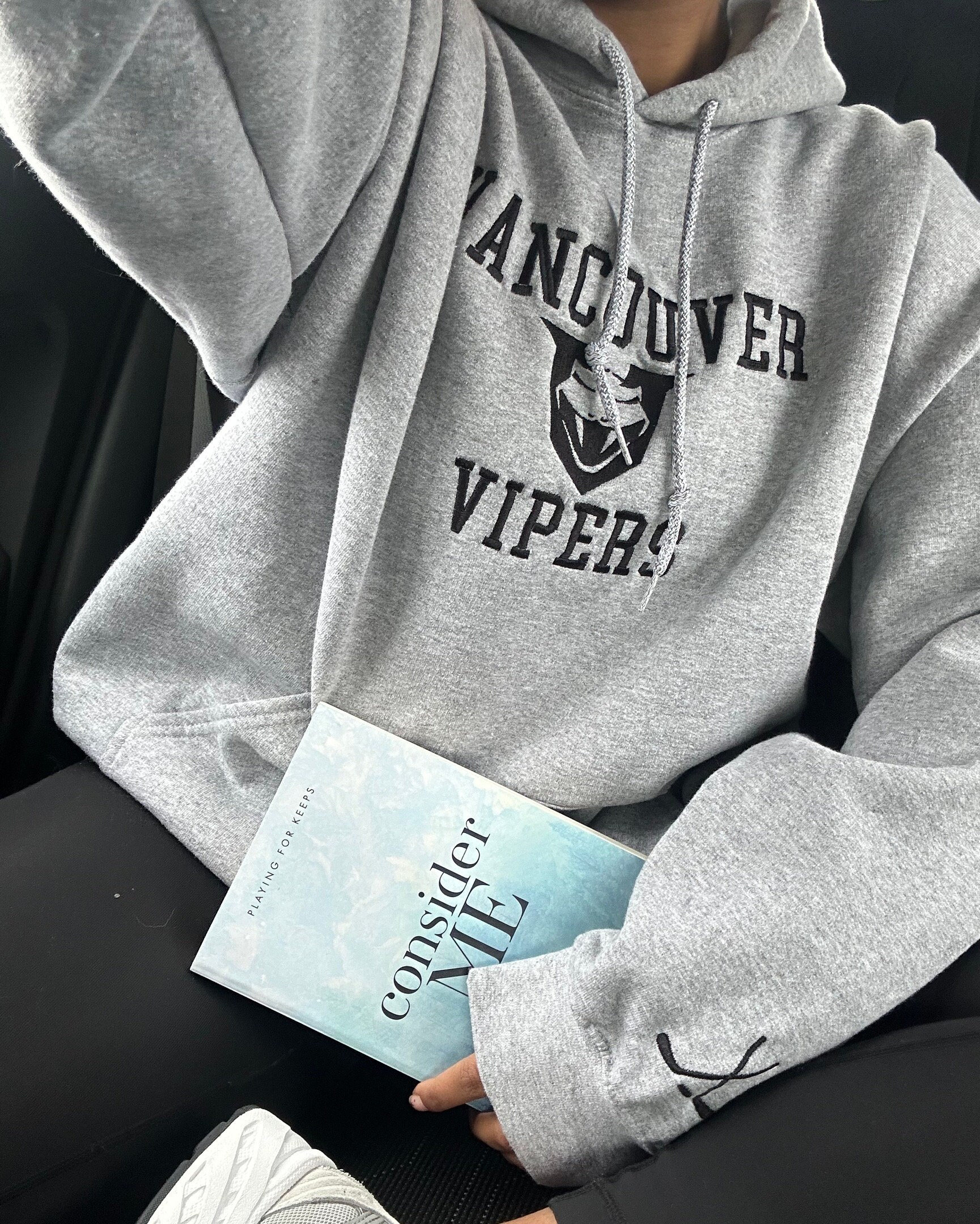 Vancouver Vipers Sweatshirt / Consider Me Becka Mack/ Playing