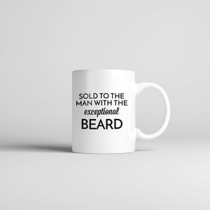 Vendido al hombre con la excepcional taza de barba