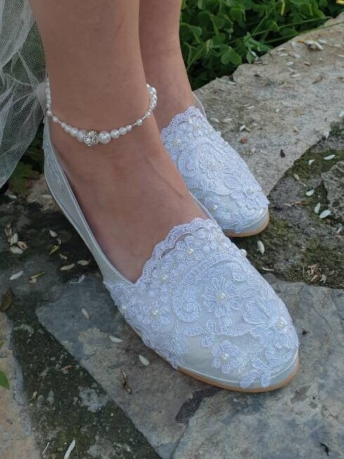 wide flat wedding shoes