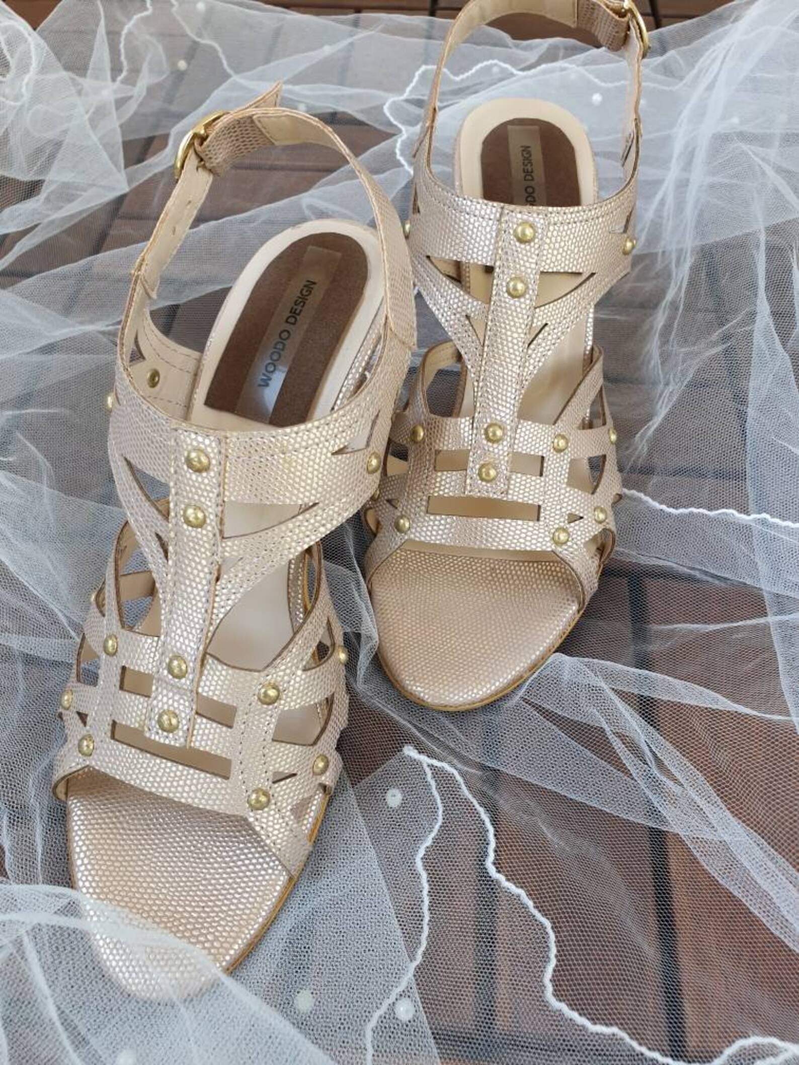 bridesmaid rose gold shoes