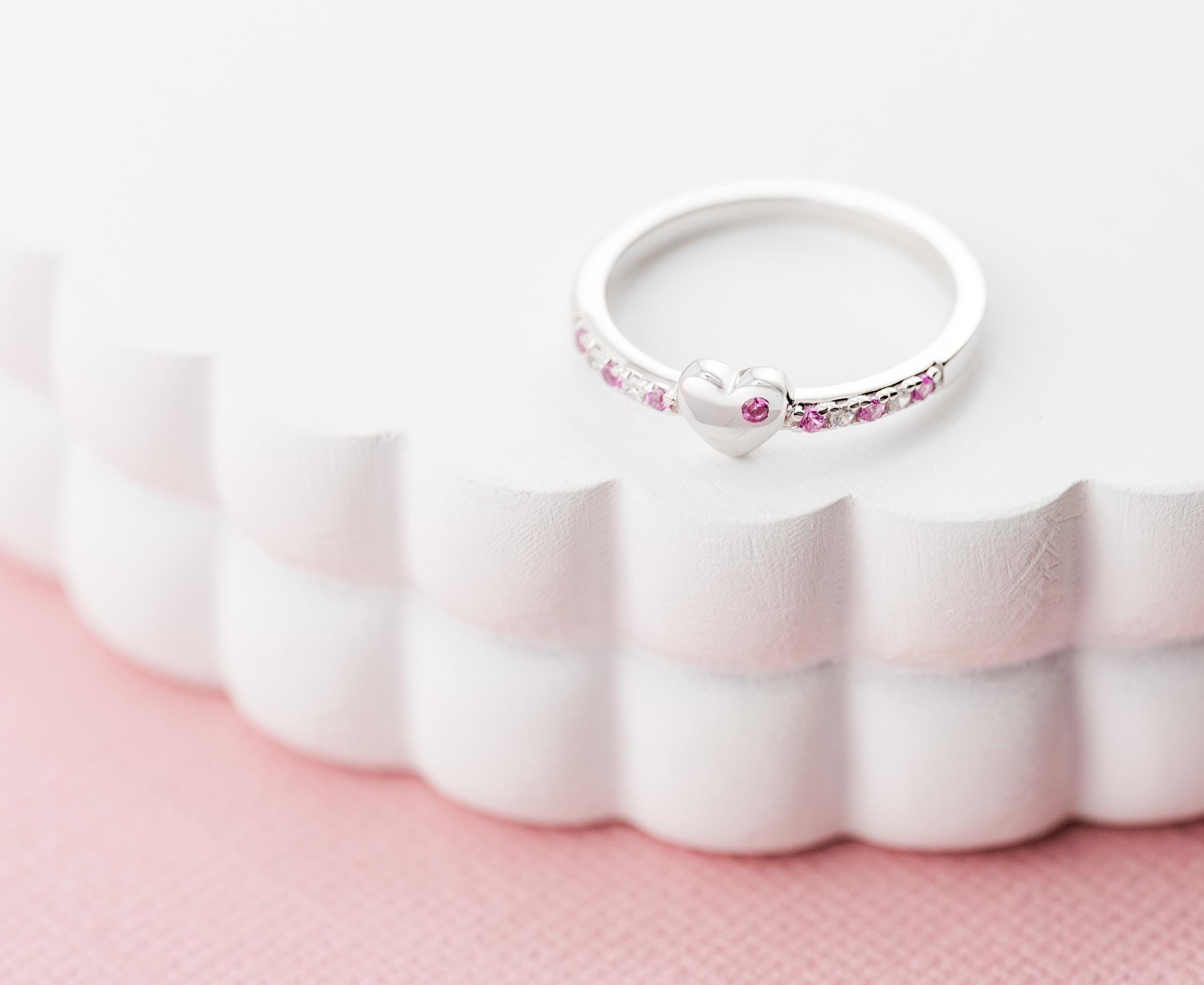 PANDORA Anello Wishbone con cuore brillante in argento Sterling con zirconia cubica trasparente, 48