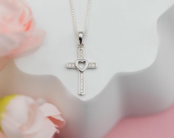 Kinderkette aus Sterlingsilber mit Kreuz und Herz aus Zirkonia, ideales Geschenk zur Erstkommunion oder Firmung für Mädchen