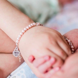 Sterling Silver Pink Pearl & Crystal &quot;Big Sis&quot; Charm Bracelet Older Sibling Gift, Big Sister Matching Bracelets, Jewelry for Big Sisters