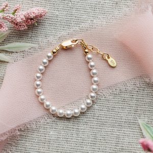 Little Girls 14K Gold-Plated Pearl Baby Bracelet, Gold Toddler Pearl Bracelet, Infant Newborn Baby Gift, Flower Girl Jewelry, Granddaughter