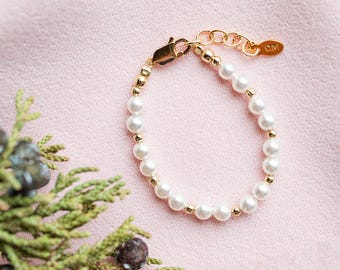 Pulseira infantil banhada a ouro 14K para bebês, crianças pequenas e crianças em geral. Lembrancinha perfeita para chá de bebê ou presente para neta.