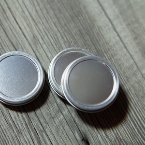 1oz Tin Screw Top Container w/ Shrink Bands ~2in Diameter