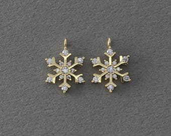 Snowflake Brass Pendant . Wedding, Bridal Jewelry . Polished Gold Plated over Brass / 2 Pcs - BC235-PG-CR