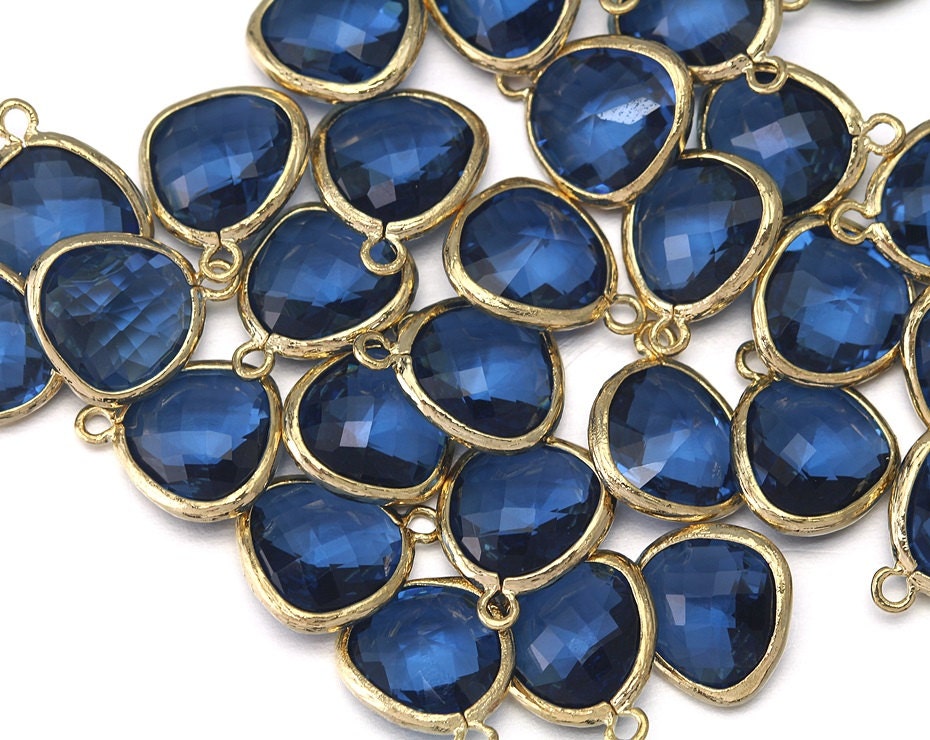 10% OFF (10 Pieces) . Montana Glass Pendant . Jewelry Craft Supplies . 16K Polished Gold Plated over Brass  / 10 Pcs - AG001-PG-MN