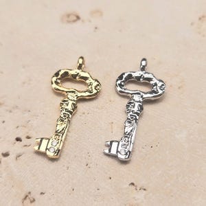 Key Brass Pendant . Jewelry Craft Supplies . Polished Plated / 2 Pcs - Item No. BC391