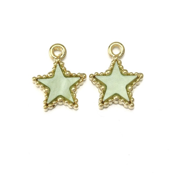 80% OFF . Apple Green Acrylic Star Pendant . Polished Gold Plated / 2 Pcs - PC003-PG-AG