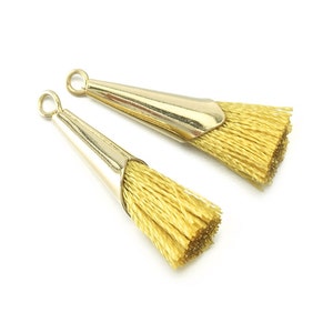 Senapsfärgad bomullstofs (liten). Smyckestillbehör. Polerad guldplätering över mässingslock / 2 st - GT026-PG-MD