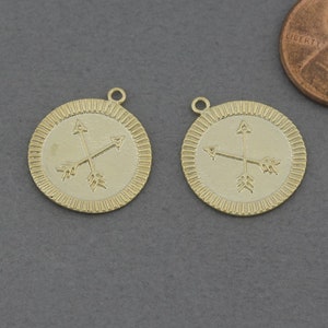 Arrow Brass Pendant . Jewelry Craft Supplies . Matte Gold Plated / 2 Pcs - FC459-MG