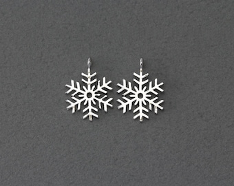 Snowflake Brass Pendant . Wedding, Bridal Jewelry . Polished Original Rhodium Plated over Brass  / 2 Pcs - FC302-PR