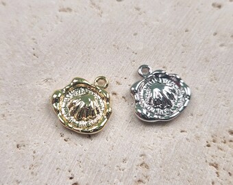 Clam Brass Pendant . Jewelry Craft Supply . Polished Plated / 2 Pcs - Item No. AC187