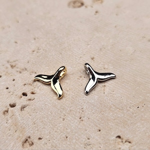 Whale Tail Brass Pendant (Small) . Jewelry Craft Supply . Polished Plated / 2 Pcs - Item No. BC237