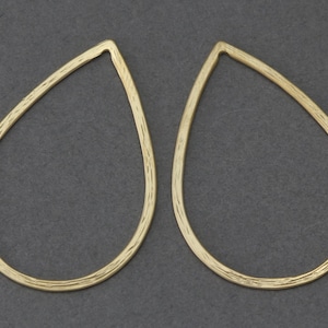 Teardrop Brass Connector . Jewelry Craft Supply . 16K Matte Gold Plated over Brass  / 2 Pcs - FC124-MG