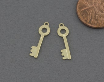 Key Brass Pendant . Jewelry Craft Supplies . Polished Gold Plated / 2 Pcs - FC483-PG