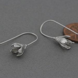 Flower Hook Earring . Earring Component . Matte Original Rhodium Plated / 2 Pcs - FC653-MR