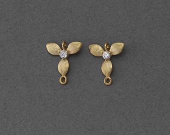 Flower Brass Connector . Wedding Jewelry, Bridal Jewelry . 16K Matte Gold Plated over Brass  / 2 Pcs - GC052-MG-CR