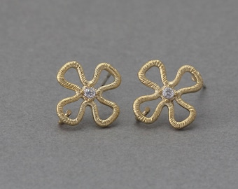 Flower Post Earring . Wedding Earring . Cubic Zirconia, 925 Sterling Silver Post . 16K Matte Gold Plated over Brass  / 2 Pcs - FC024-MG-CR