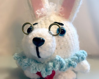 Alice in Wonderland's The White Rabbit Crochet PATTERN (Not actual item)