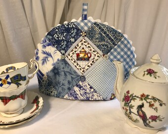 Hand-Made Small Tea-Cosy, Patchwork, Vintage-Look, 4 Styles, Rick-Rack & China Buttons, English Tea, Country Kitchen Tea Warmer Accessory