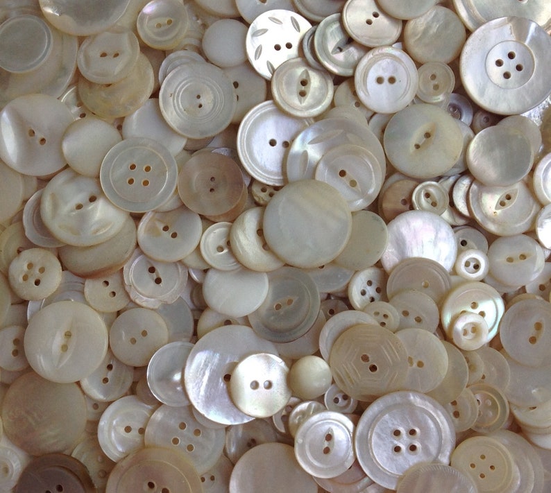 Mother-of-Pearl Button Assortment, Vintage, Mixed MOP & Shell Sizes and Types, 1 Cup 325 pcs, Collect or Craft image 1
