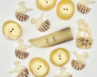 Faux Antler-Bone Buttons, Imitation Bone Deer & Grouse, 14 Assorted, Vintage Plastics for Oktoberfest Garments, Crafting Buttons