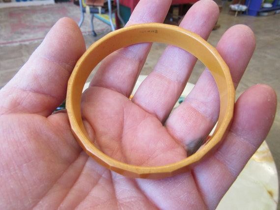 Faceted Butterscotch Bakelite Bangle Bracelet - image 2