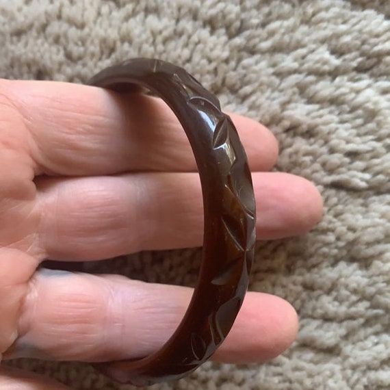 Deep Carved Brown BAKELITE Bangle - image 1