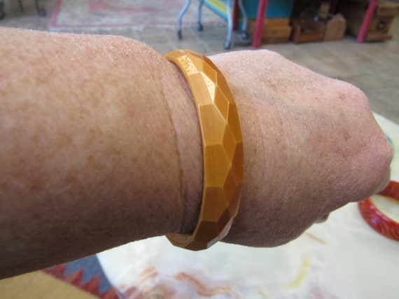Faceted Butterscotch Bakelite Bangle Bracelet - image 3