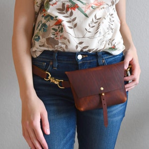 The Bogotá - Hip Bag, Belt Bag in Rustic Red Kodiak Leather