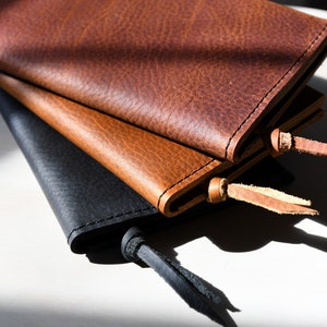 Cartera de cuero para teléfono con bolsillo para teléfono y bolsillo con cremallera imagen 6