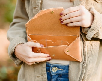 The Envelope Clutch Wallet - Nude Leather