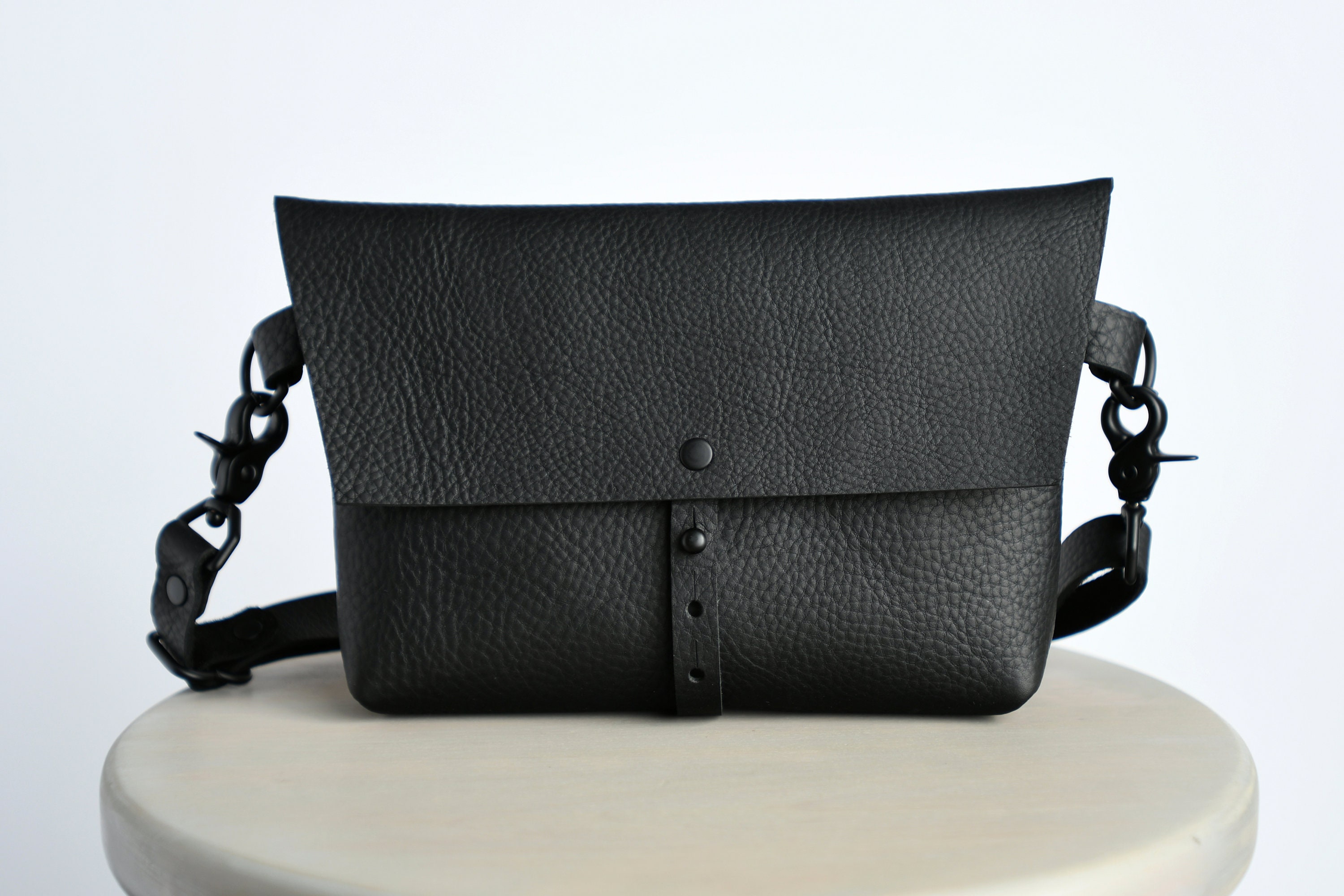 The Bogotá Hip Bag Leather Belt Bag Blackout Edition | Etsy
