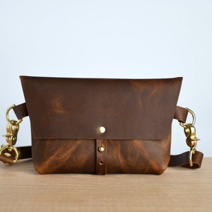 The Extra Large Bogotá Hip Bag, Fanny Pack in Wild Honey Kodiak Leather Standard