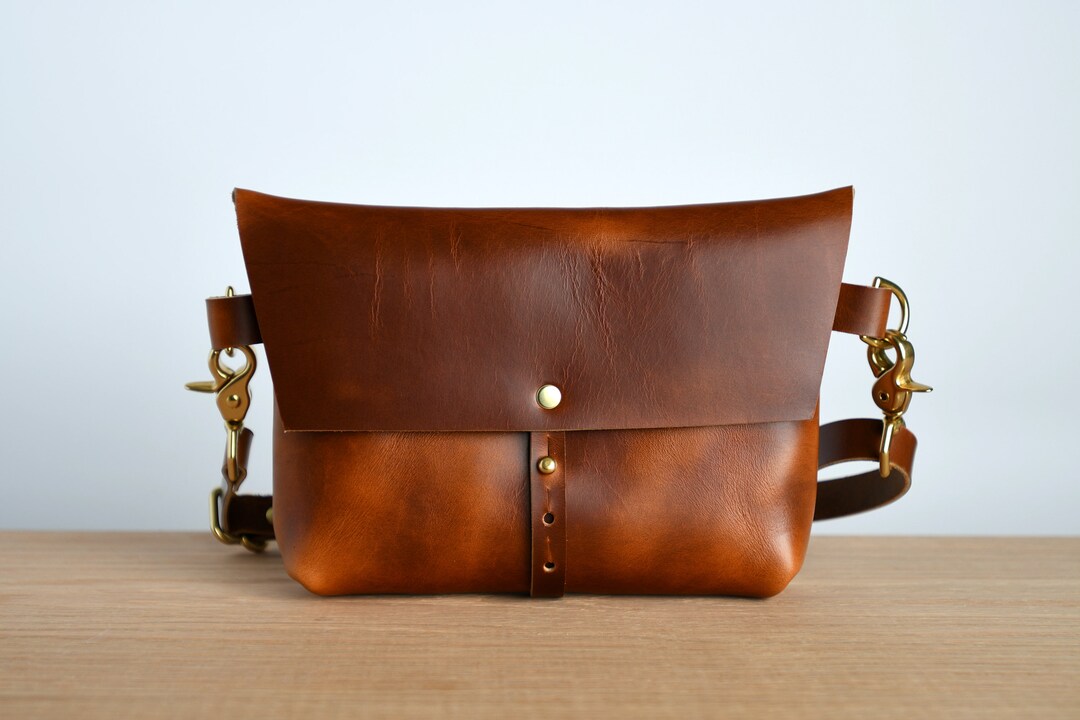 The Extra Large Bogotá Hip Bag, Fanny Pack in Aged Whiskey Horween ...
