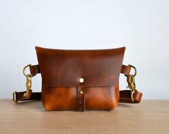 The Bogotá Hip Bag, Fanny Pack in Horween Cavalier Leather in